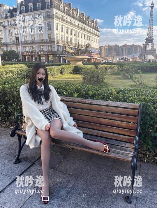 July芝岚 微密圈 - 野餐还是福利?July芝岚的作品让人醉了,食物再见!
