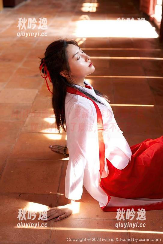 MiiTao蜜桃社 - 更新！韩贝贝的写真，腿上好像涂了魔法，走不开了