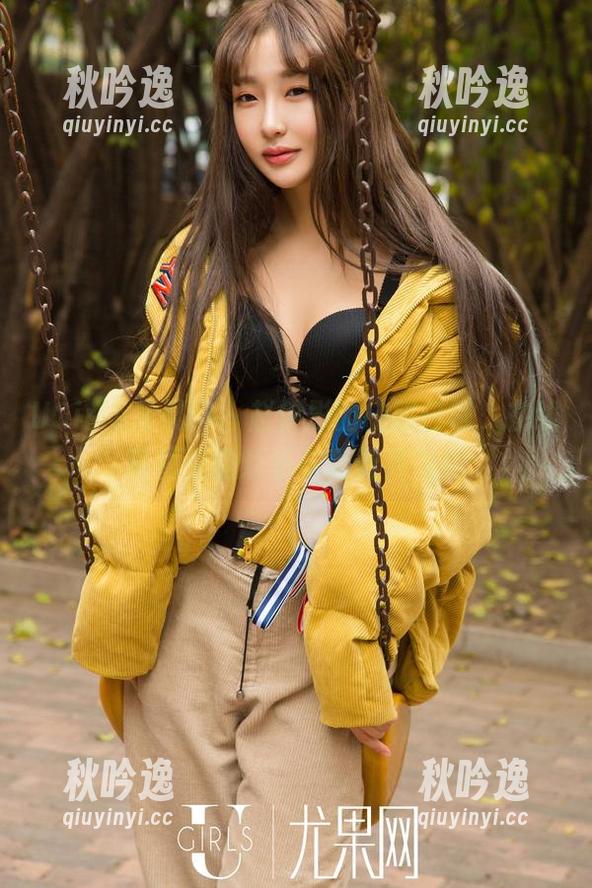 UGirls尤果网 - 赵伊彤的校服日常，在线写真里的欢乐与青涩齐飞！