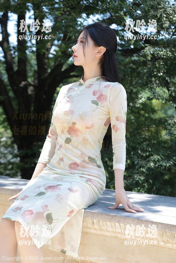 Xiuren秀人网 - 是不是该称赞一下，李七喜的裸足美图，最新的那一辑，有种放松的慵懒感！