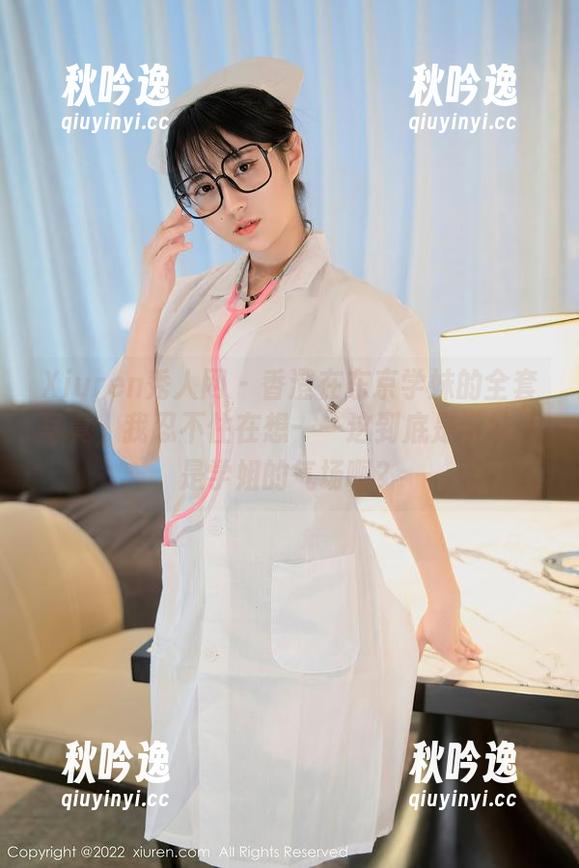 Xiuren秀人网-香澄在东京 Xiuren秀人网 - 香澄在东京学妹的全套写真,我忍不住在想——这到底是学妹还是学姐的气场啊?