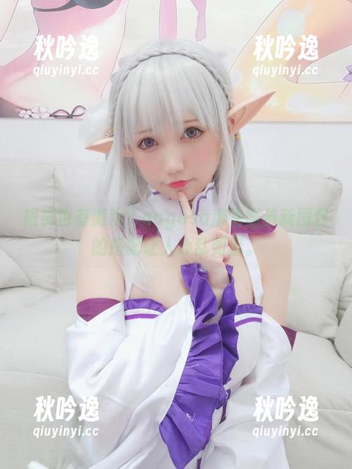 短裤也有游戏？nagesa魔物喵最新图包的搭配让人心乱如麻。