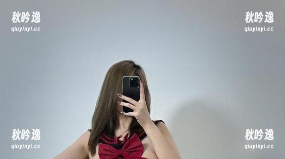 乙醇子 微密圈 - 乙醇子又来撩,短裙写真让人忍不住花痴。