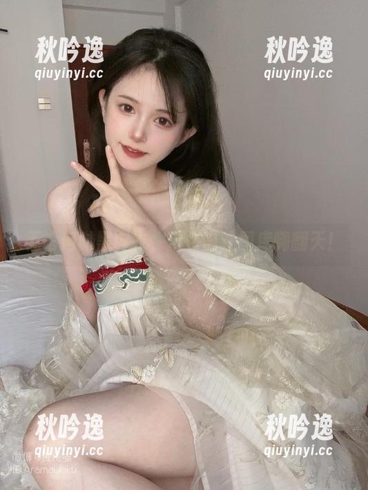 无论何时黑内衣，倦倦喵让图库嗨翻天！
