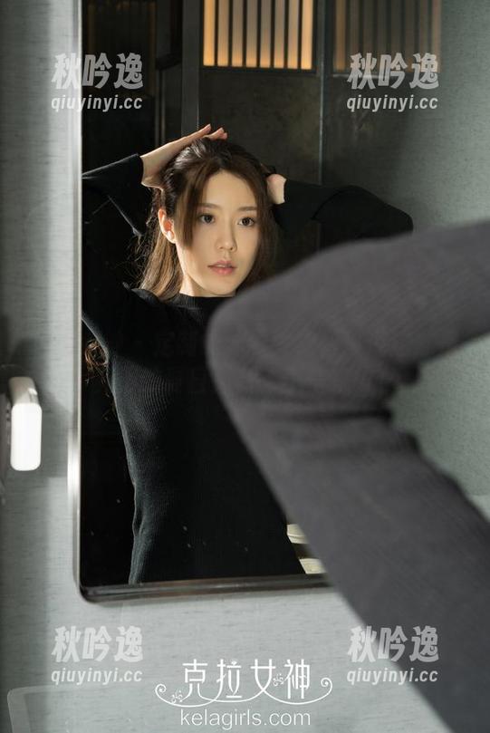 克拉女神 - 定制的泳衣：宋智珍说这才是真正的夏日必备，不信来瞧！