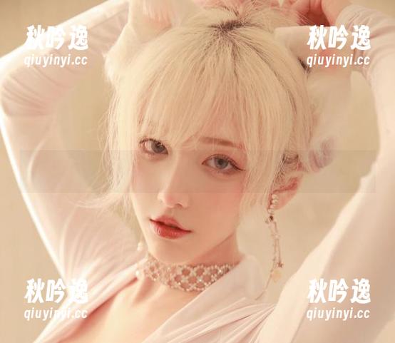 泳衣写真新体验，啾小妍教你如何优雅渡夏！