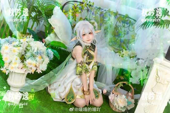 喵喵的喵吖 喵喵的喵吖照片:在星穹铁道上跟银狼打个招呼