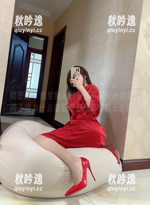 奶宝妹纸 微密圈 - 奶宝妹纸的免费写真小小合集,搞不懂为什么看着看着我就哑口无言了。