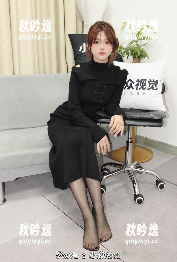 小众视觉 - 图包里的礼服，珂老师向我们展示了一场“为难”的精致。