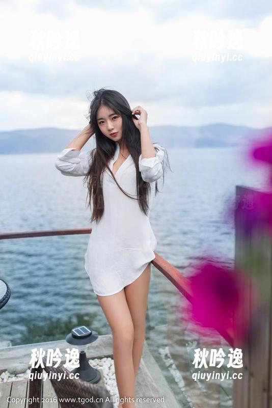 推女神 - 图库里的新力作：赵伊彤的“清纯”，轻飘飘的，真能扯出一段什么奇遇？