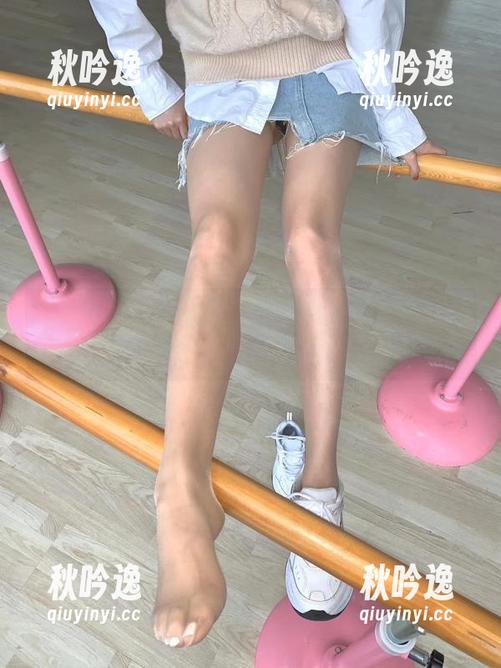 微密圈 - 不只是姐姐：无敌哒小姨妈和她的写真脑洞大开