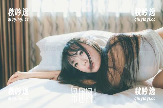 果团网 - 黄歆苑的连衣裙私拍合集：一天不穿就像期待放寒假，难忍的焦虑啊！