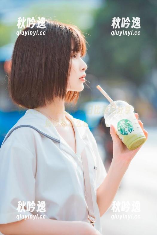一秒入镜，河豚抚子夏日比基尼分享——别问我怎么也湿了。