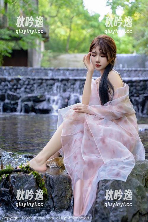 秀人网 - Nancy小姿的清纯写真集，这资源能不能再被crumbled一下？