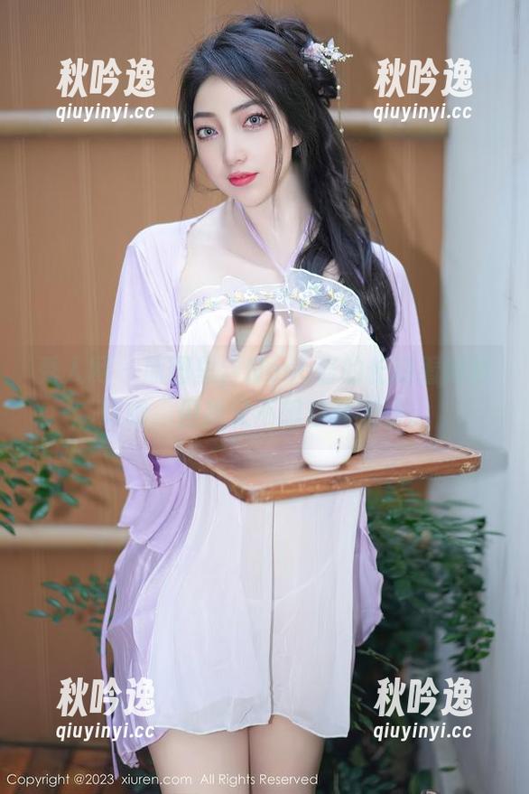 秀人网 - 原图里，Nono酱的长腿看得我眼瞎，但我又不想移开视线。