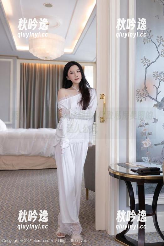 秀人网 - 乔伊joy+旗袍=极致私房美图的迷人公式