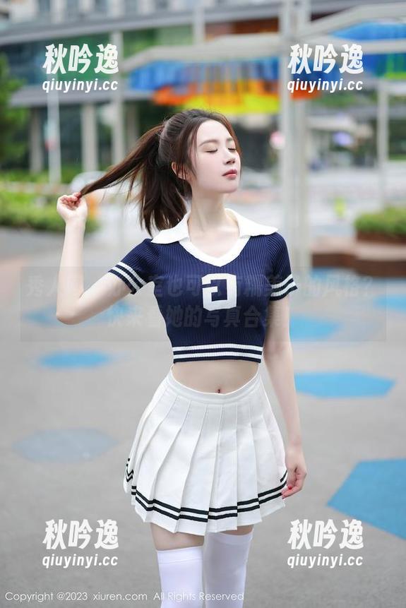 秀人网-糯美子 秀人网 - 办公室也可以有糯美子的风格?快来看她的写真合集!
