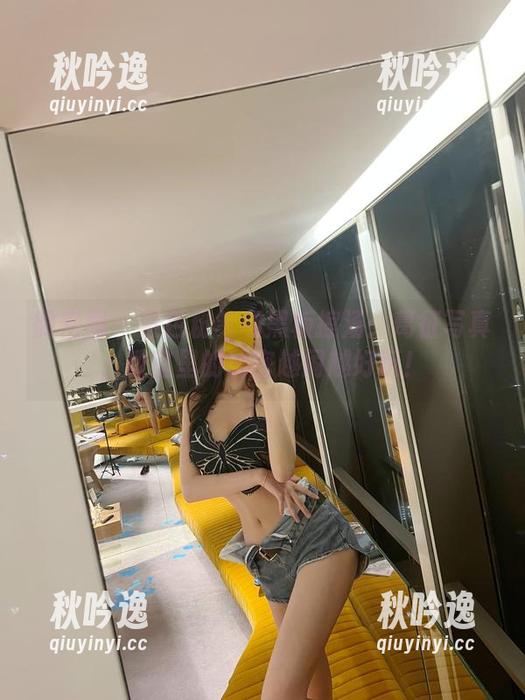 葛征 微密圈 - 紫色粉笔和黑板擦汤:葛征写真,教室里的秘密越闹越好玩!