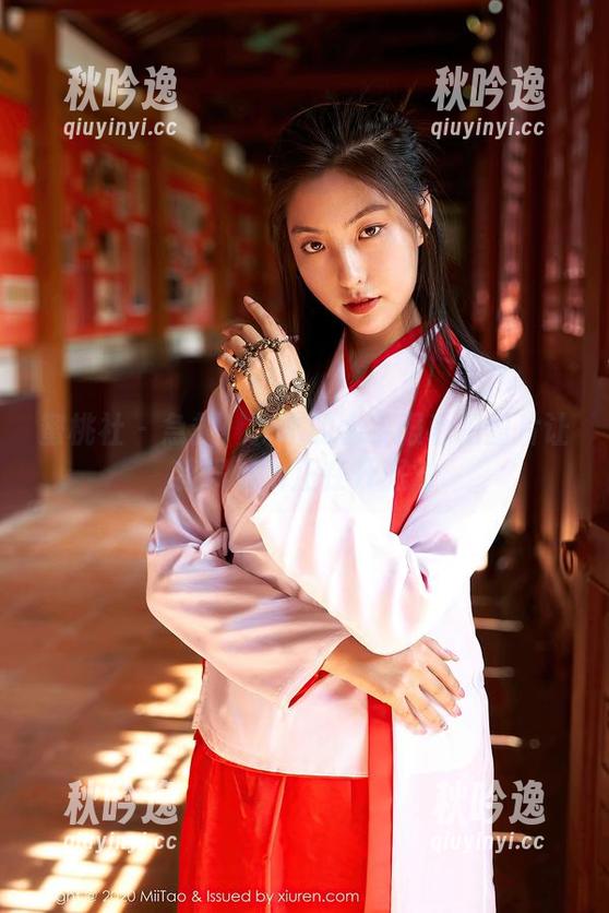 蜜桃社-铃木 蜜桃社 - 急救!铃木的水手服私拍图片让我误以为正在开派对