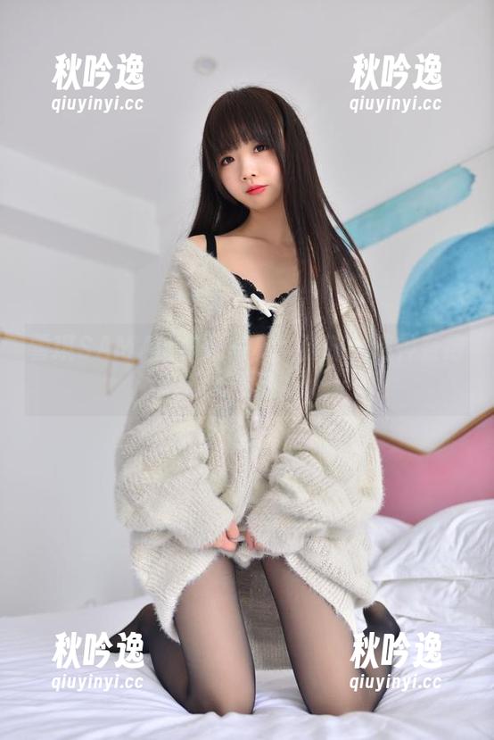 雪琪SAMA 雪琪SAMA的白猫写真:猫咪的眼神变得好深邃