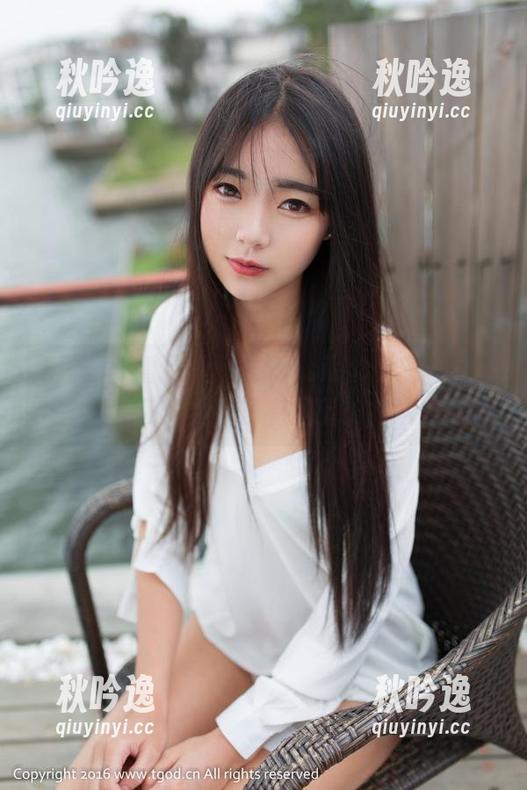 青豆客-婕西儿jessie 青豆客 - 看完婕西儿jessie的女王写真,真想问问她有没有隐藏的魔法。