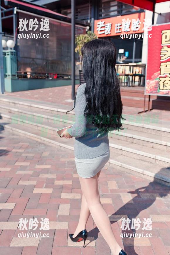 魔镜街拍 - 销售主管婷婷的无圣光粉裙时刻，谁说工作不能撒花？